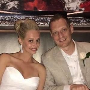 Meet your Posher, Casey